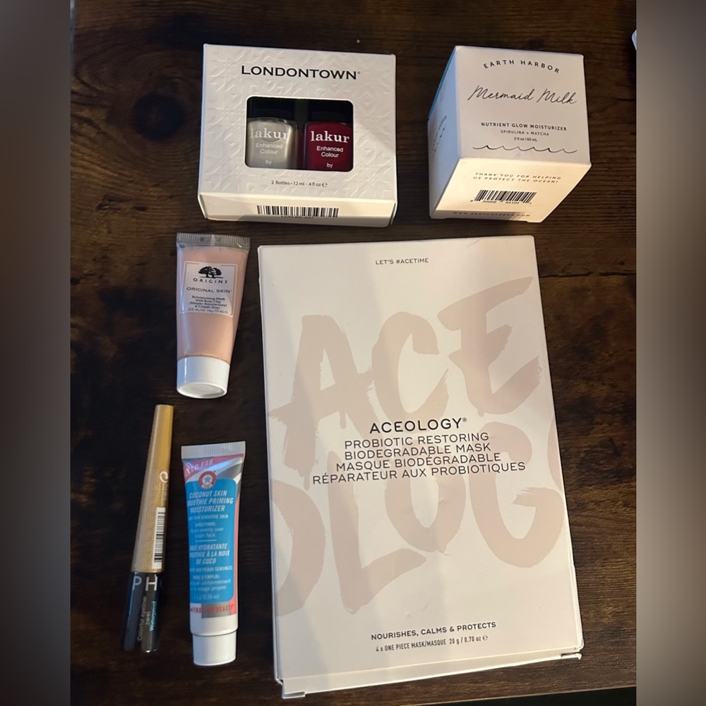 STOCKING STUFFERS - BEAUTY & SKINCARE BUNDLE - 6 New in Box Items